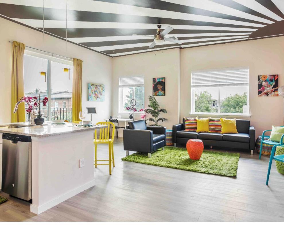 Lux House Of Champagne 2Br 2Ba Free Parking & Wifi Apartment Baltimore Luaran gambar